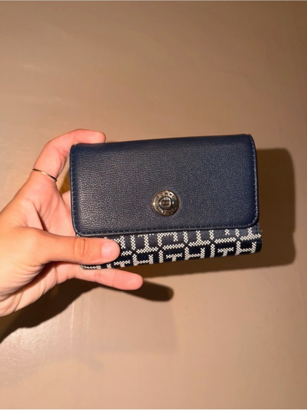 Tommy Hilfiger Navy and Black Logo Fold Card Holder